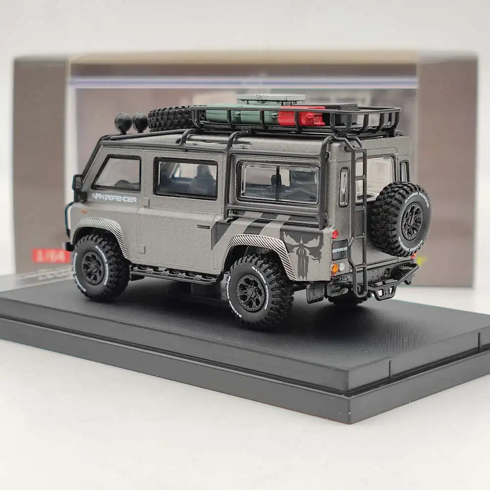 Master 1/64 Defender Van Camp Diecast Toys Car Models Limited Collection Vehicles Gifts