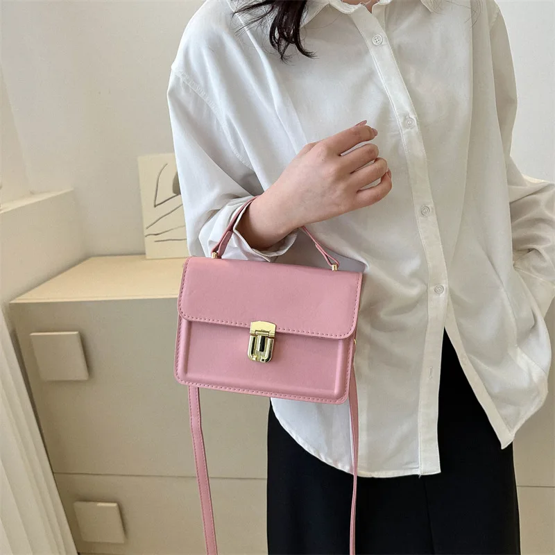 Exquisite Women Bag New Summer Popular Shoulder Bag Advanced Texture Crossbody Bag Small Square Handbag Fashion Messenger Bag