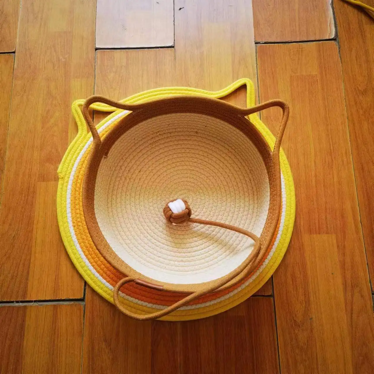 Factory Supply Hand-woven Cat Kennel Dog Kennel Small Pet Round Hand Straw Rope Kennel Small House Easy To Clean In Summer