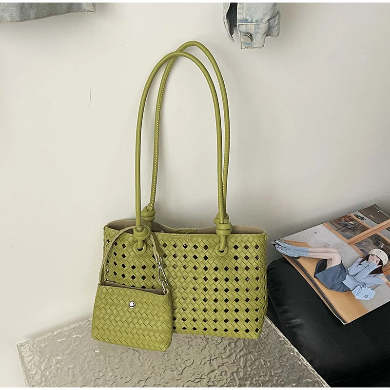 Taschenset, ausgehöhlte gewebte Schultertasche mit passender Geldbörse, lässige Damen-Sommerhandtasche mit Tragegriff, vielseitige weiche Tasche für den Arbeitsweg – Detail 5