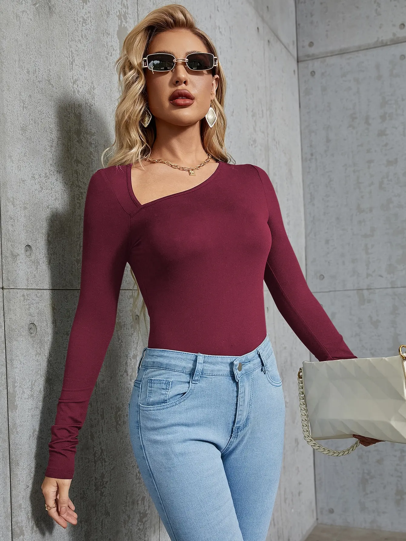 

Nice Spring And Autumn Knitted Irregular Slanted Collar Women's Tight Bodysuit