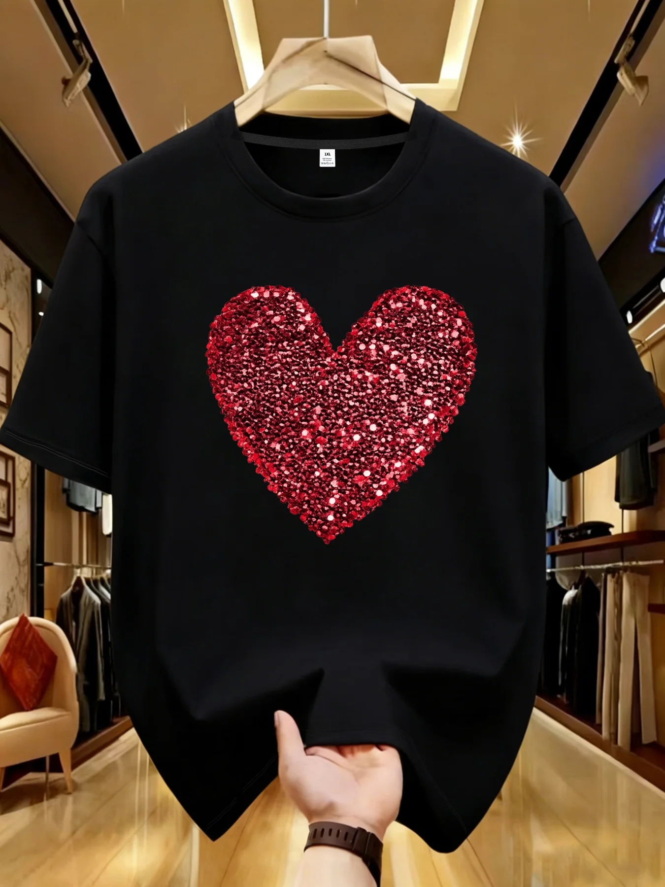 

【YJ00010】Женская футболка Love Plus size с круглым вырезом, короткими рукавами, эластичными рукавами-полурукавами и модными принтами.