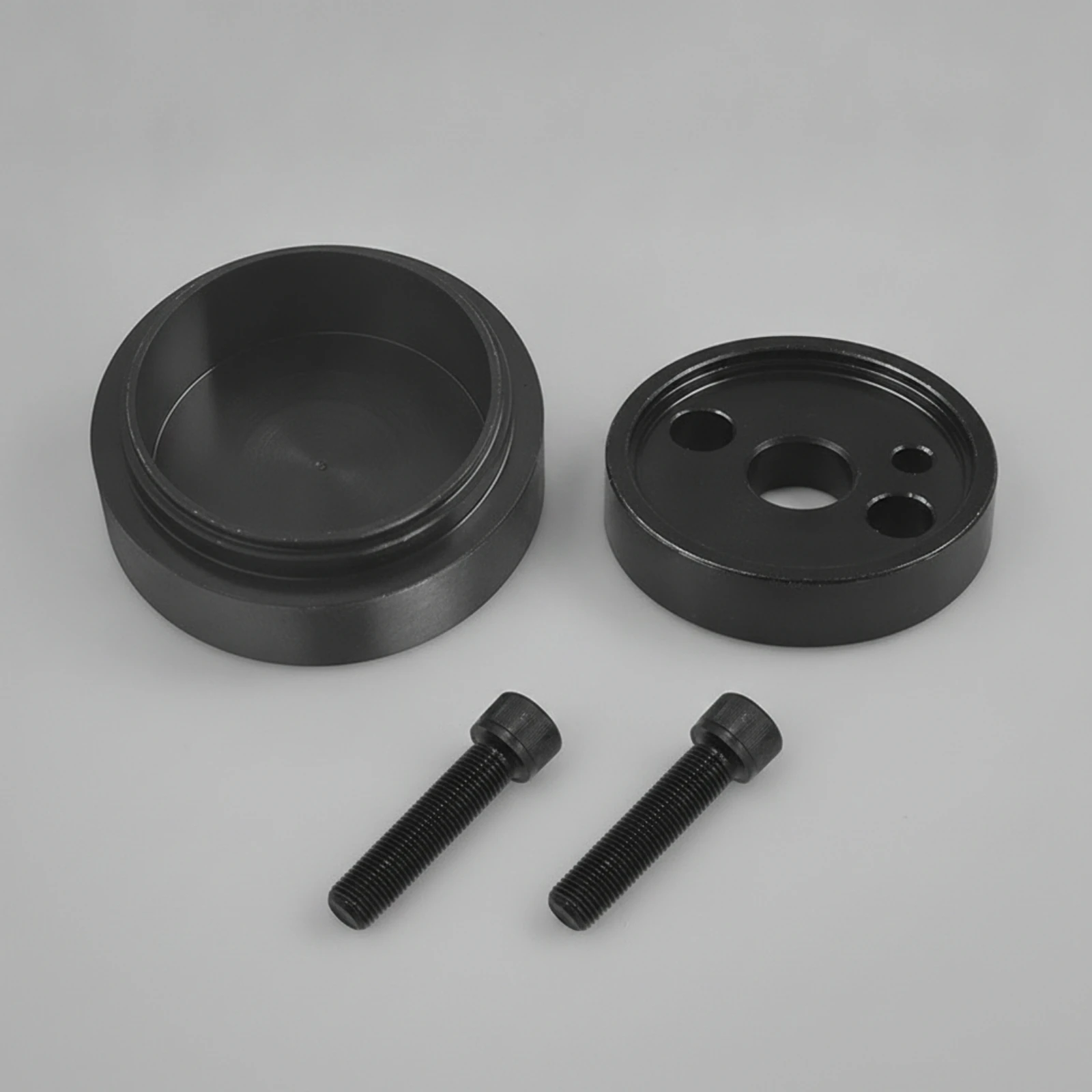 Crankshaft Seal Installer with Wear Sleeve Machined Crankshaft Seal Installer Tool Threaded Long-Lasting for Mechanics
