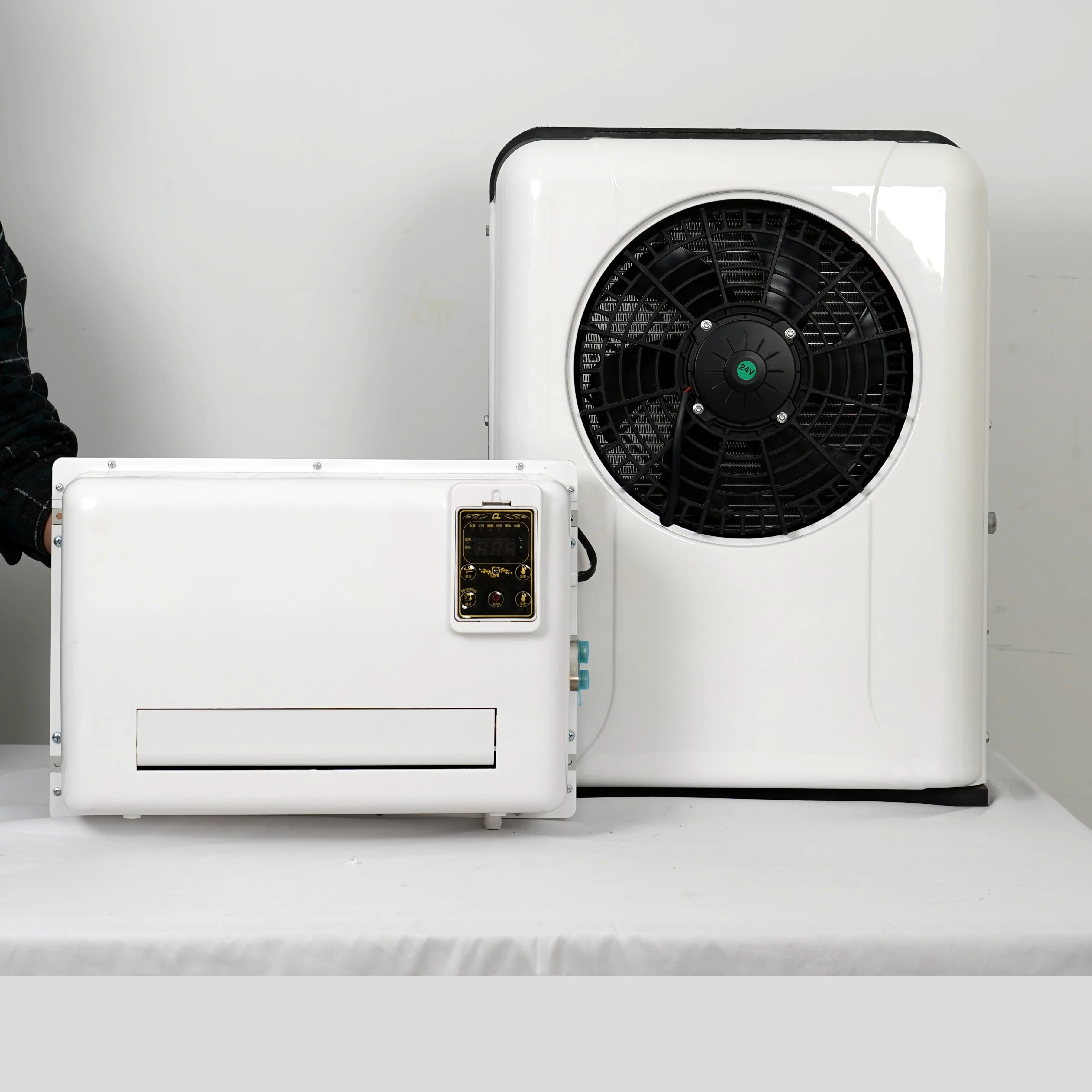 AC Mobil 12V AC Truk 24V AC Parkir untuk RV