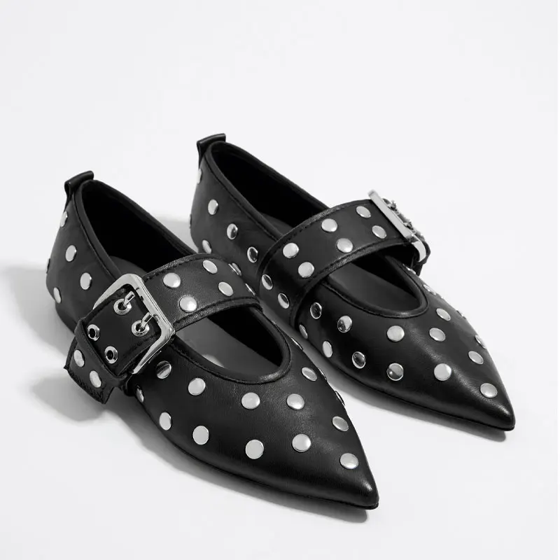 

2024 Spring/Summer New Fashion Rivet Pointed Women's Ballet Flat Shoes Women's Casual Large Size Versatile Sandals