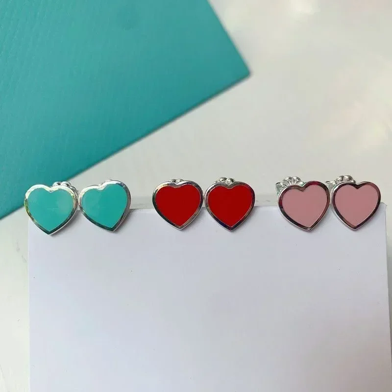 

Exquisite Heart-Shaped Silver Earrings, Fashionable Three-Color Options, High-Quality Women's Jewelry, Free Shipping