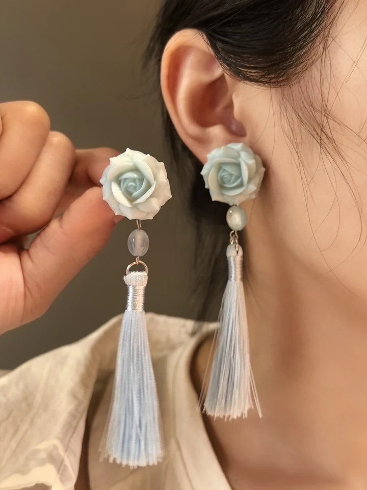 Muki ハンドメイド ブルーフラワー タッセル イヤリング ヴィンテージ