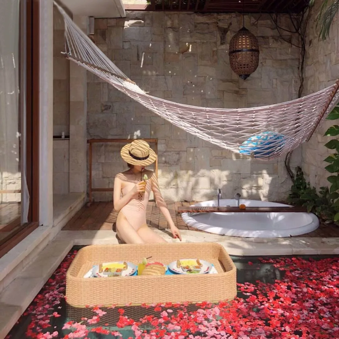 Internet celebrity afternoon tea rattan basket Bali water float breakfast tray B & B villa pool float tray