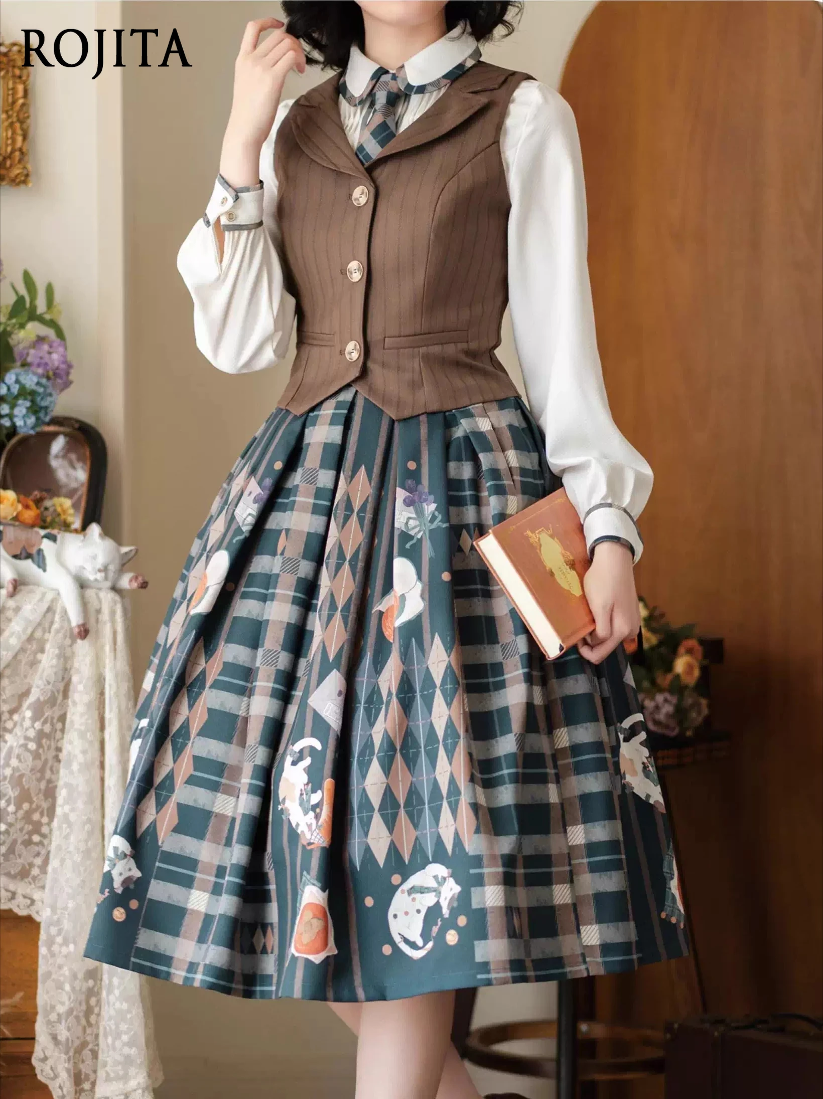 

Japanese Vintage Lolita Skirt Set Cute Cat Persimmon Print Plaid Skirt Sweet Academia Style Fashion for Women Daily Wear