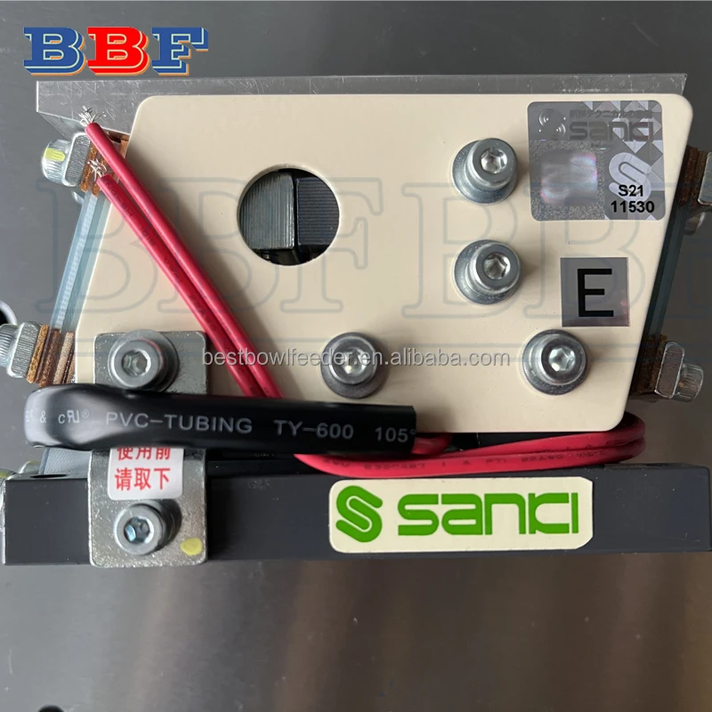 Vibrating Feeder Linear Feeder CS-0 Sanki Electromagnetic Linear Feeder Drive Base Vibrator