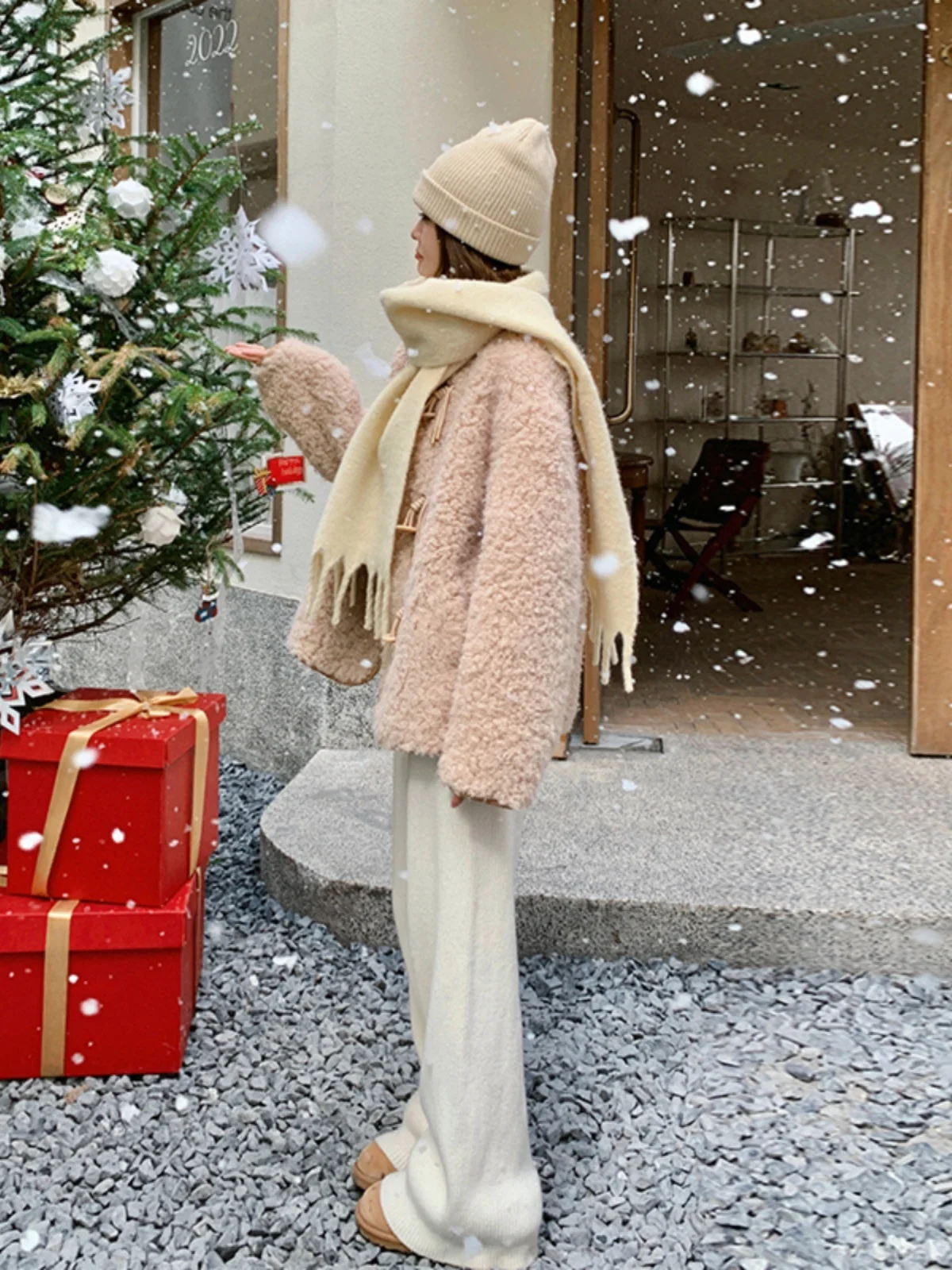 

Women's ort Thiened Lamb Fur Jaet Particle Lamb Velvet round Ne Button up Coat Winter Commute Sle Straight Cut