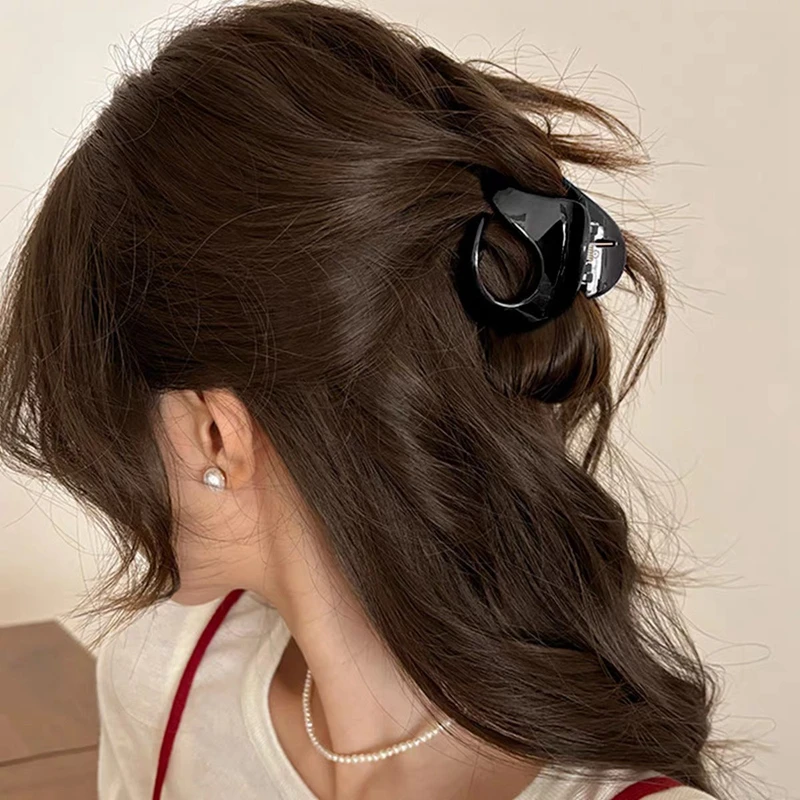 elegant minimalist solid color design women's hair clip and accessory suitable for daily casual party holiday styling and makeup