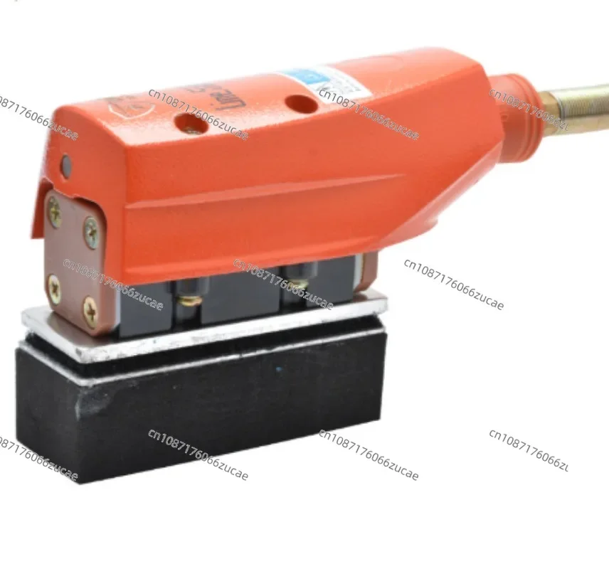 Pneumatic Track Sandpaper Machine Reciprocating Groove Flat Grinder Line Grinder BD-7077