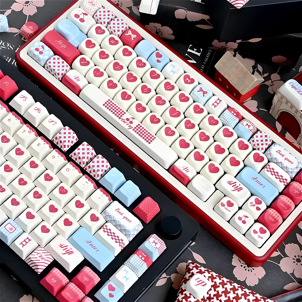 

Cute MOA Keycaps PBT 136 Keys Cherry Valentine's Day for 60/64/84/98/108 Gaming Mechanical Keyboard MX Switch