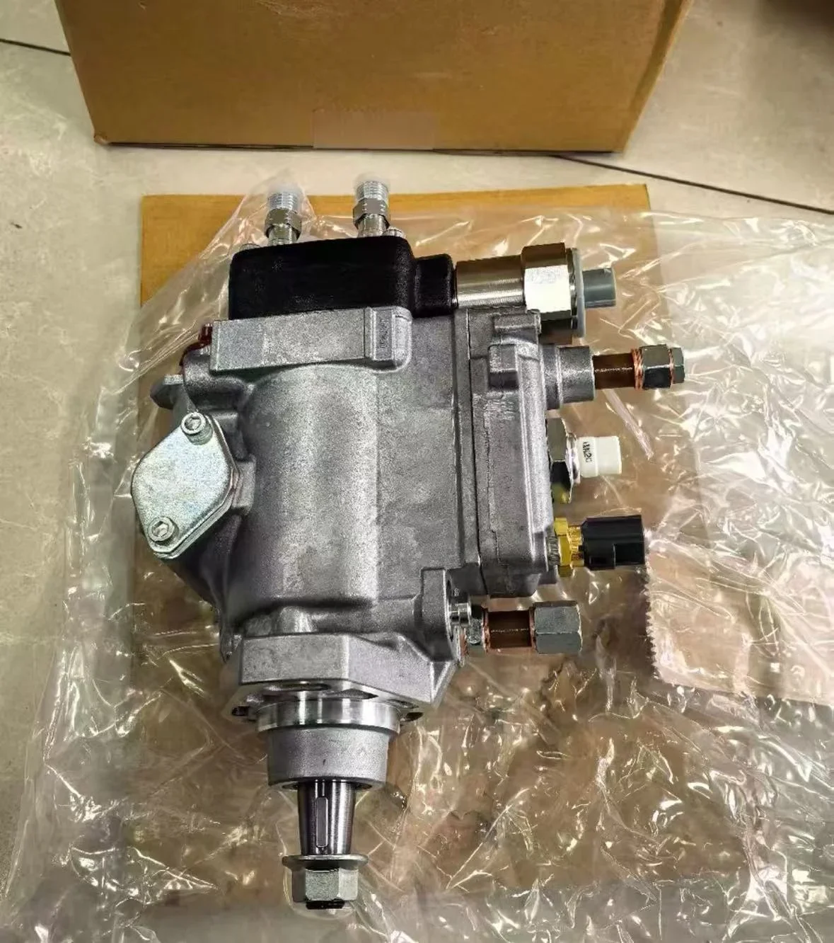 TLF 221005D180 22100-5D180 0965003081 096500-3081 5LE pompe haute pression pompe à carburant pompe à huile pour HILUX FORTUNER