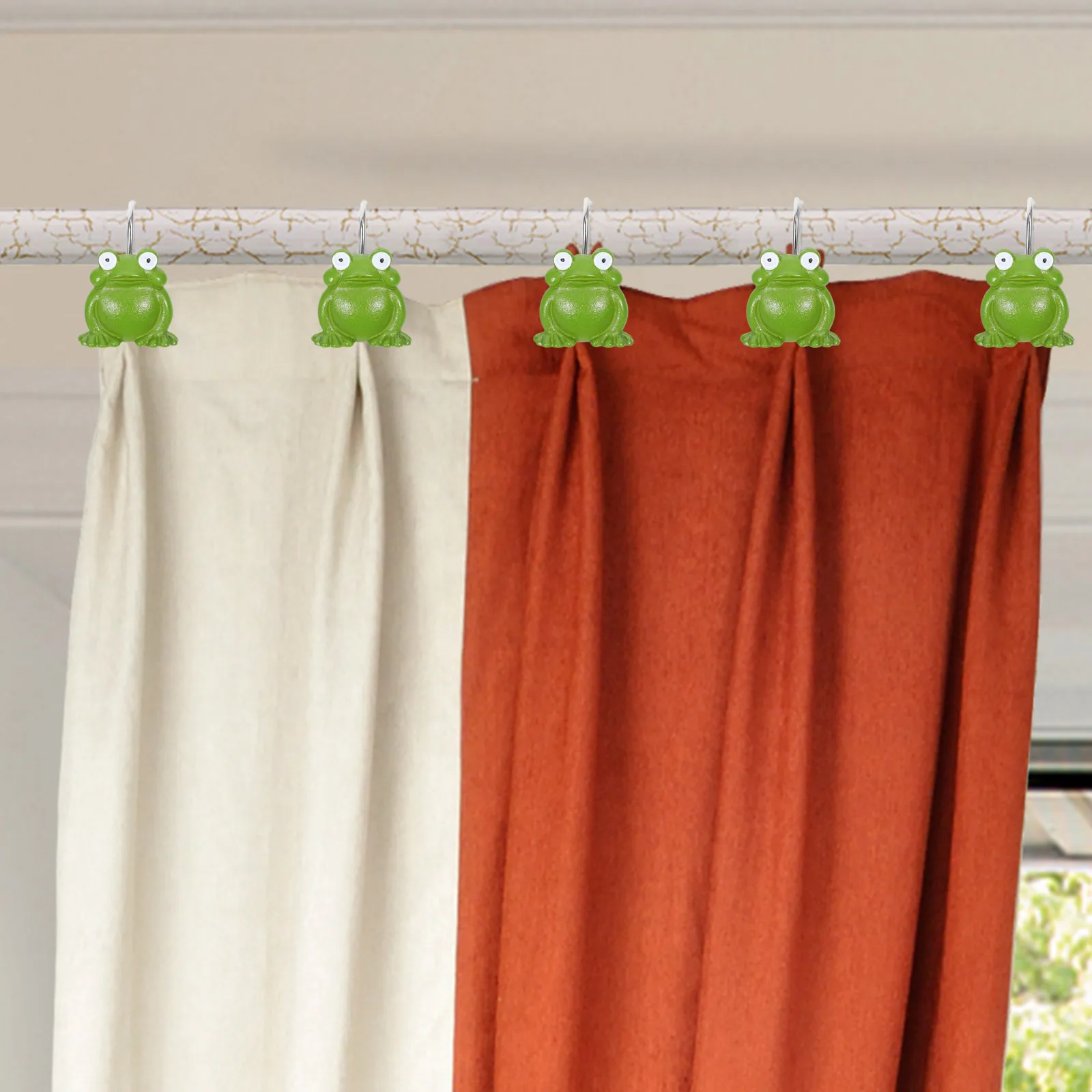 

12Pcs Frog Shower Curtain Hooks Resin Decorative Rings Rustproof Bathroom Drapery Hooks Frog Style Shower Curtain Gliders Set