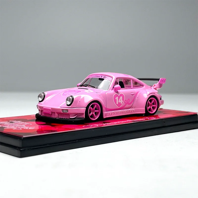 

Коллекционная модель автомобиля MC 1:64 Scale Alloy 930 GT RWB, лимитированная серия ко Дню святого Валентина, украшенные праздничные подарки, игрушки
