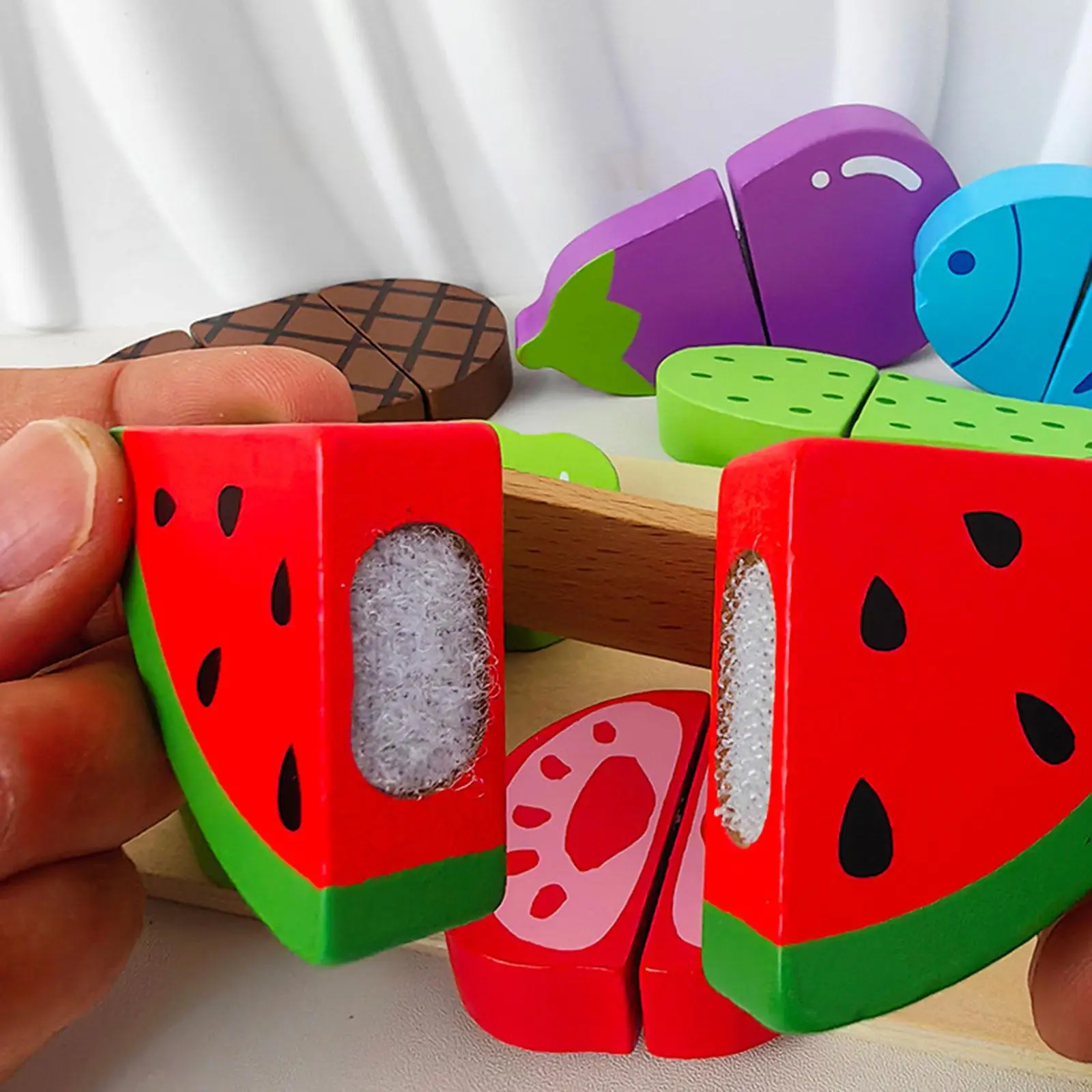 Drewniane zabawki do zabawy w jedzenie dla chłopców i dziewczynek na Dzień Dziecka