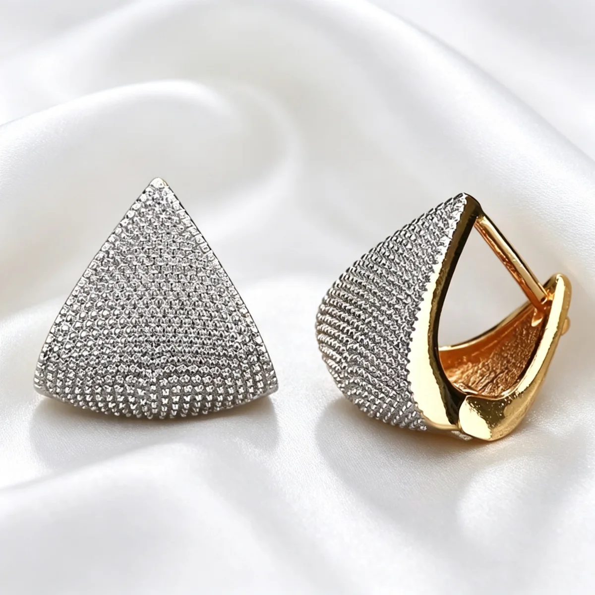 Niche simple symmetrical triangular stud earrings texture high-end sense versatile C-shaped earrings