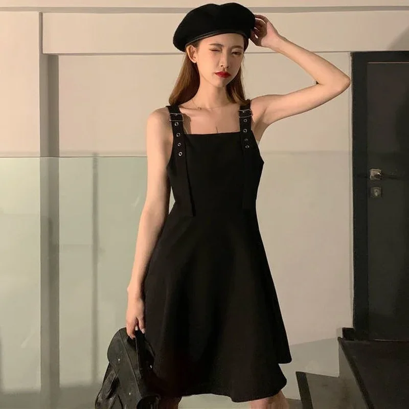 Hikigawa Chic Set due pezzi camicie ritagliate da donna top + vita sottile Sling abiti neri abito coreano Harajuku Femme Roupas 27c308