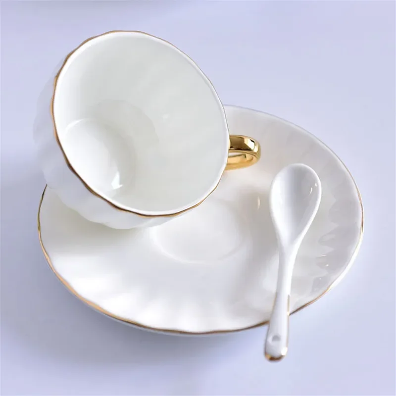 Phnom Penh Bone China Coffee Cup Saucer Spoon Set 200ml White Porcelain Coffee Cup Tea Set Cafe Espresso Cup Party Drinkware