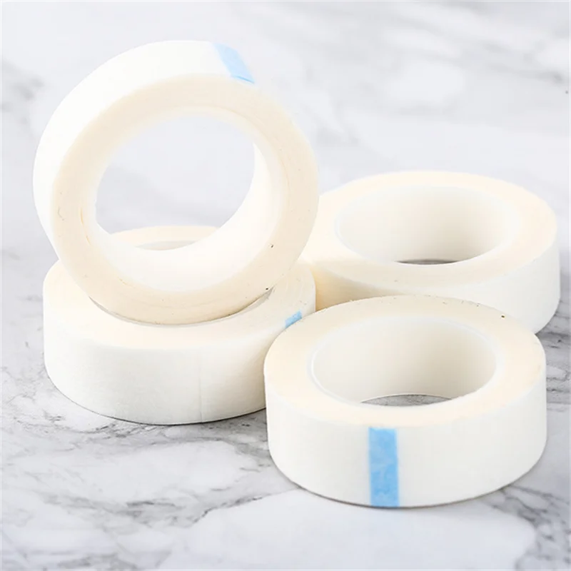 Commercio all'ingrosso 50/100 pz 9 m * 1.25 cm Bianco Ciglia Finte Nastro Ciglia Patch per Estensioni Adesivo Senza Pelucchi Traspirante