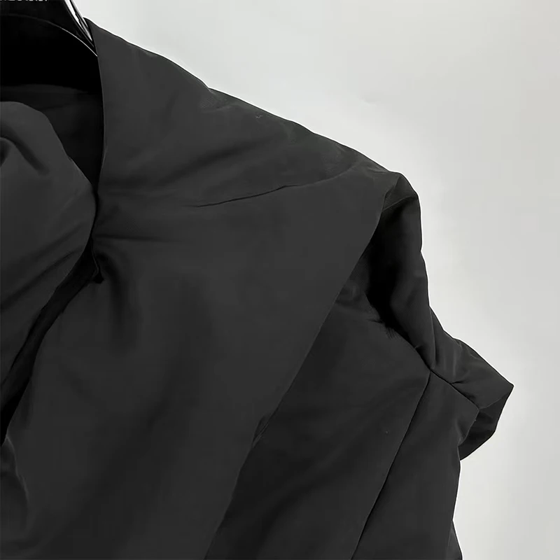 Cappotto da donna in cotone asimmetrico ispessito, giacca da strada alla moda, capispalla in cotone di alta qualità