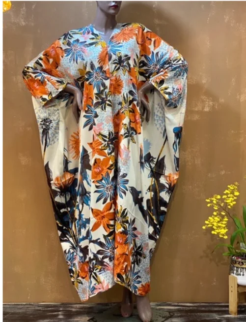 Abaya Dubai Muslim Lady Ramadan Holiday V-Neck Long Kaftan Dress Summer Boho Sexy Lady Beach Loose Silk Caftan African Clothes