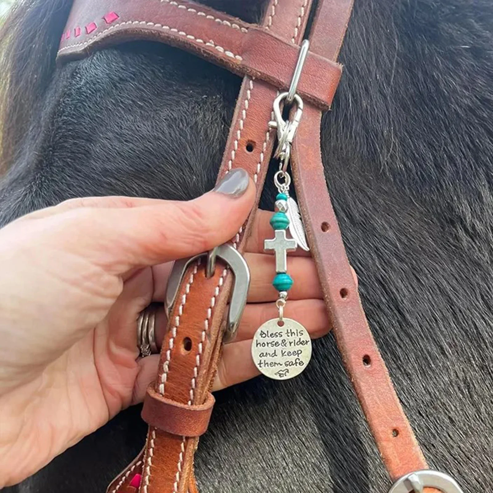 Vintage Saddle Hanger Clips Secure to Wear Durable Lucky Horse Accessories Thoughtful Gifts for Horse Rider