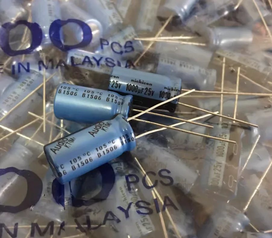20pcs/lot Japan original Nichicon UKT series 105C standard for audio equipment aluminum electrolytic capacitor free shipping