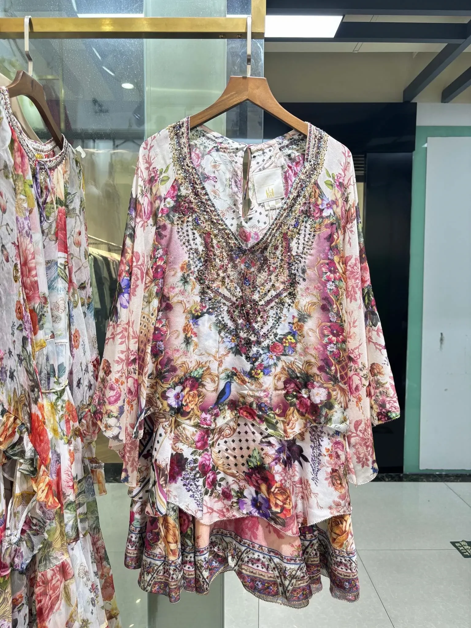 Women Flower Printed Beaded V-Neck Three Quarter Sleeve Elegant Silk Mini Robe