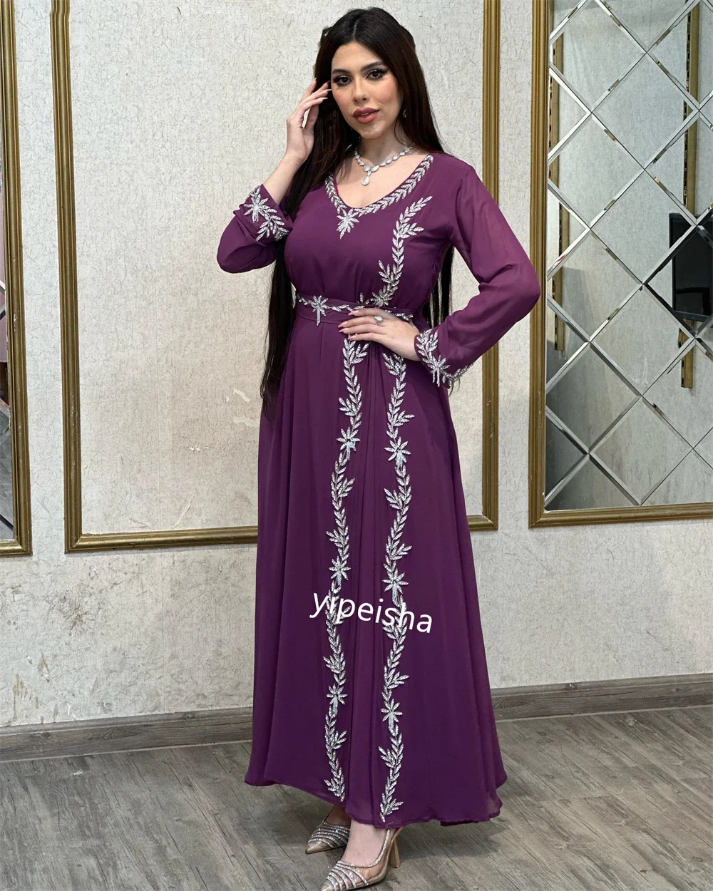 Jiayigong Jersey Beading Celebridade A linha com decote em V vestido de ocasião sob medida Midi es Arábia Saudita