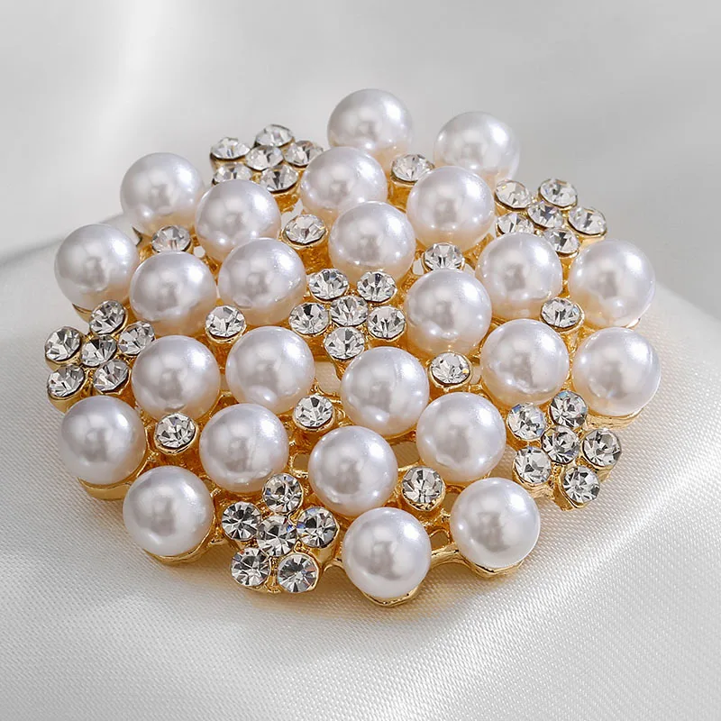 Exquisite Rhinestone Pearl Brooch for Women\'s Luxurious Snowflake Brooch Clothing Accessories