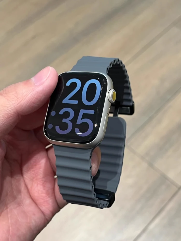 

Band for Apple Watch Ultra Ocean 49mm 45mm 44mm 40mm 41mm 42mm Magnetic Silicone Bracelet correa Series 9 8 7 6 5 SE 4 3 Strap