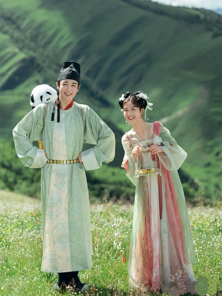 

Новинка! Нарядная традиционная китайская одежда для пары в стиле Тан для фотосессий и выступлений.