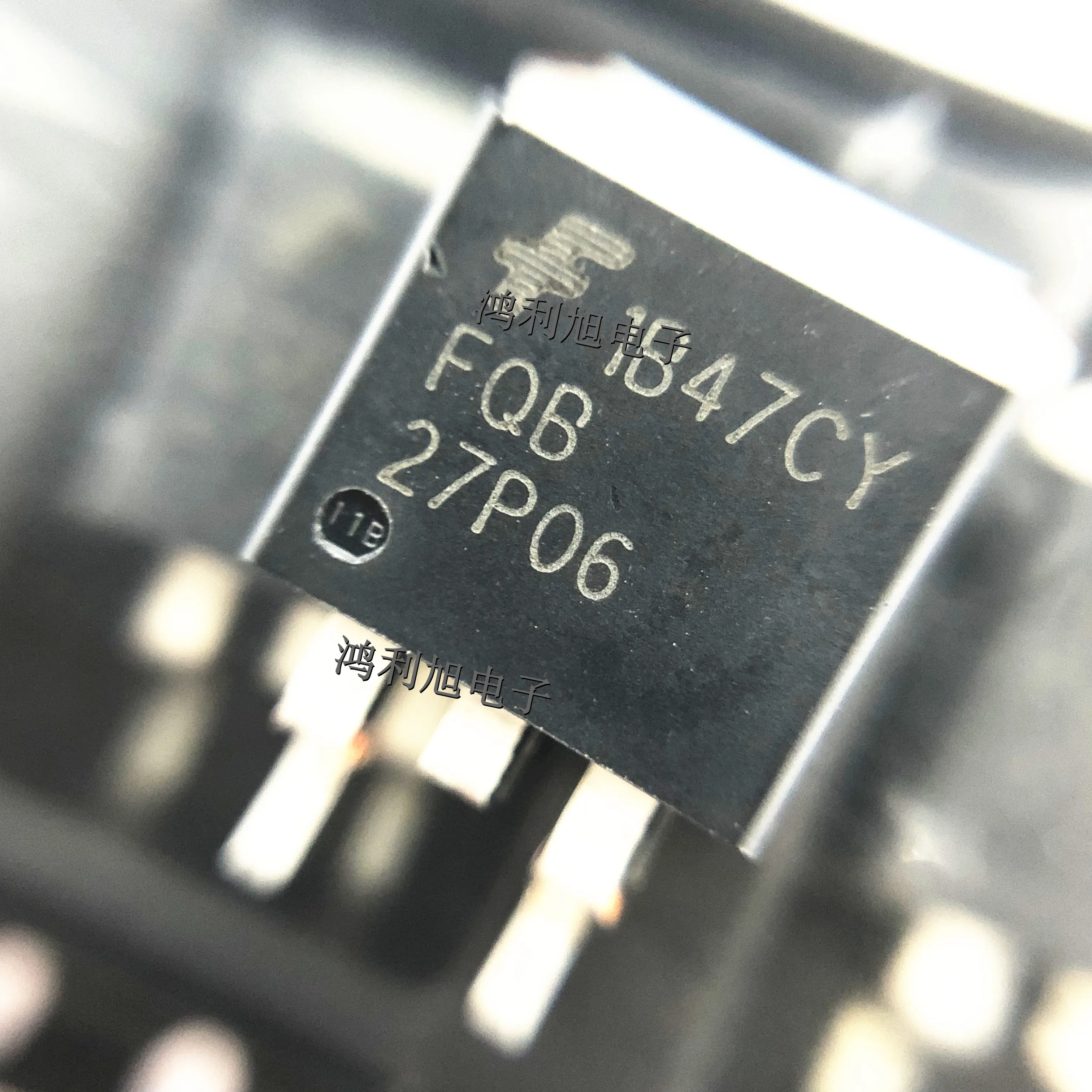 

5 шт./лот FQB27P06TM маркировка: FQB27P06 Trans MOSFET P-CH 60V 27A 3-контактный (2 + Tab) D2PAK T/R