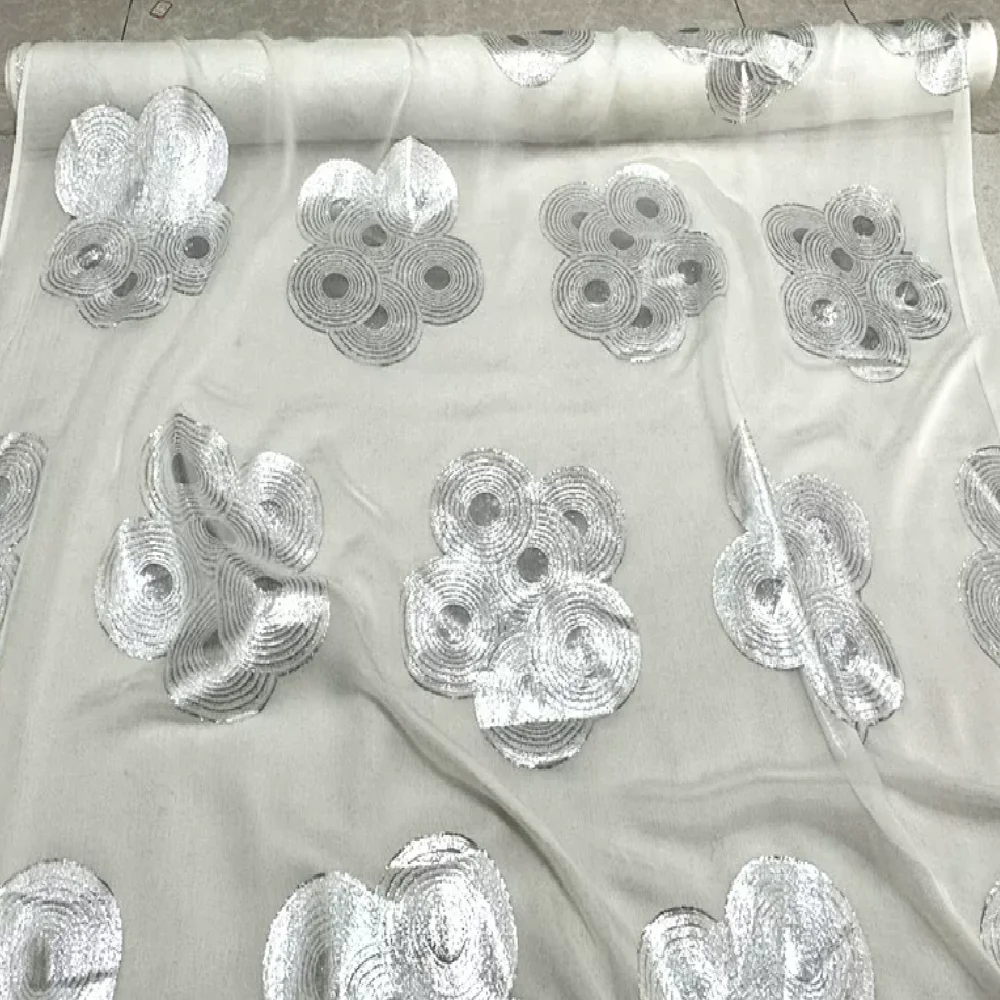 Newest Modern Geometry Circle Silver Shiny Silk Metallic Lurex Fabric for Lady Amazing Sexy Evening Party Dress Shawl Robe