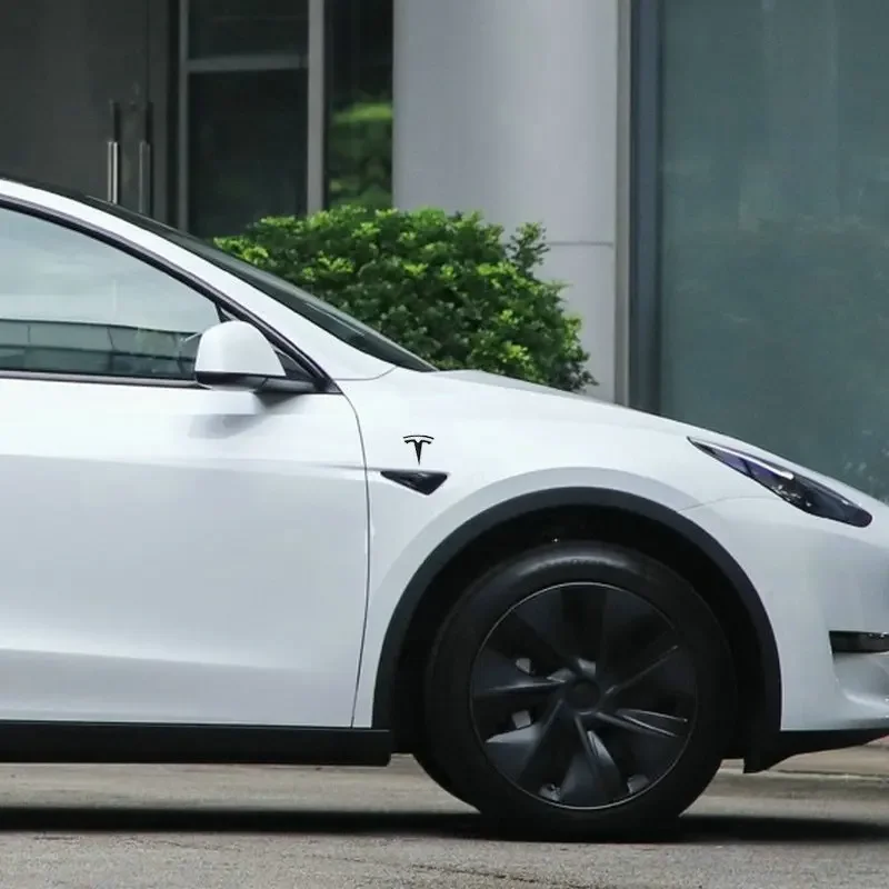 Pasuje do naklejki dekoracyjnej nadwozia Tesla Model 3 Y S X, bocznego metalowego logo, modyfikacji zewnętrznej dekoracji, naklejek z liśćmi