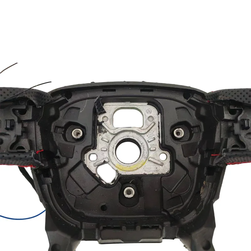 Geeignet für Audi Q5, halb perforiertes, rotes Lenkrad mit roter Rückführung, positiver Kennzeichnung und Heizfunktion am unteren Rand. – Detail 3