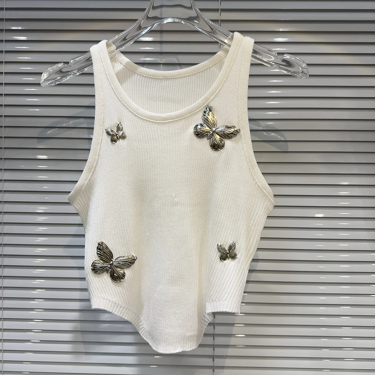 سترة علوية محبوكة بتصميم معدني حلو وحار، وصلت حديثًا للصيف الفردي للنساء الشابات #2