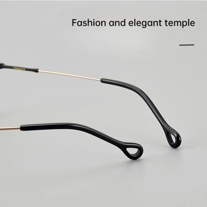 الاتجاه الجديد مصمم التيتانيوم النقي البيضاوي إطارات النظارات أزياء النساء النظارات بسيطة المتخصصة البصرية وصفة طبية إطارات النظارات