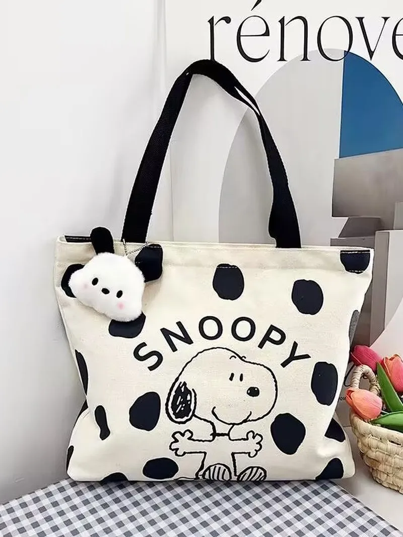 Cartoon Snoopy Canvas Shoulder Bag for Women Large Capacity Tote Bag Casual Handbag for Students Daily Use Travel Shopper