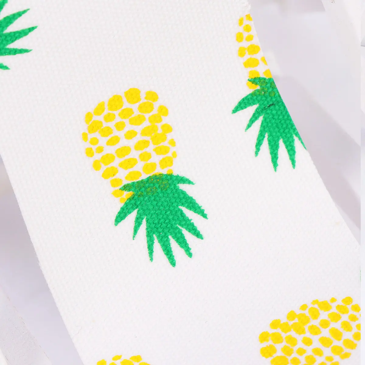 2Pcs Wood Beach Chair Pineapple Flamingo Pattern Mini Decoration Summer Phone Holder Kids Party Adornment Mini Wood Beach Chair