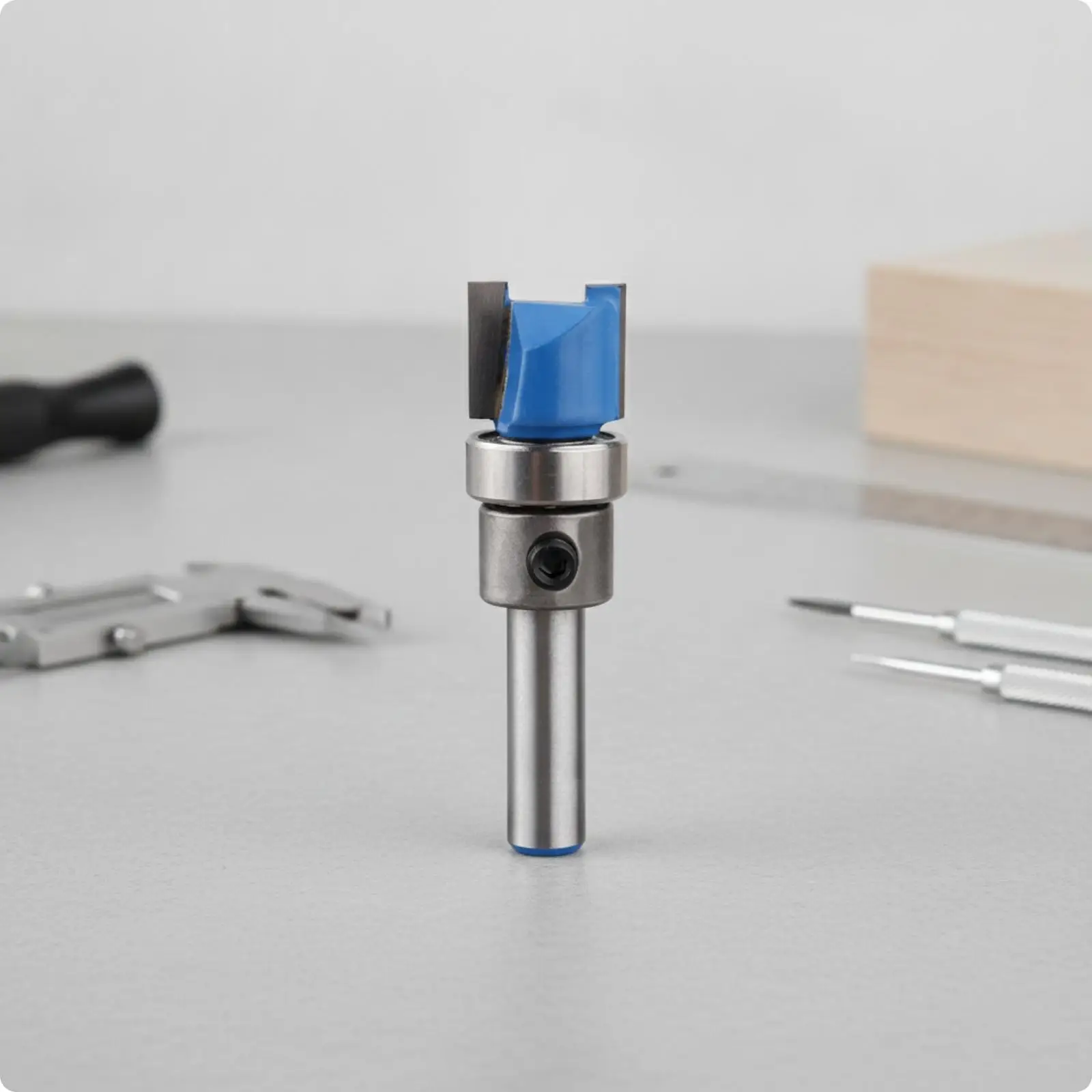 Router Bit Edge Trimming Cutter 1/4 Shank Bearing Guide for Woodworking Flush Trim and Template Routing in Workshop Projects