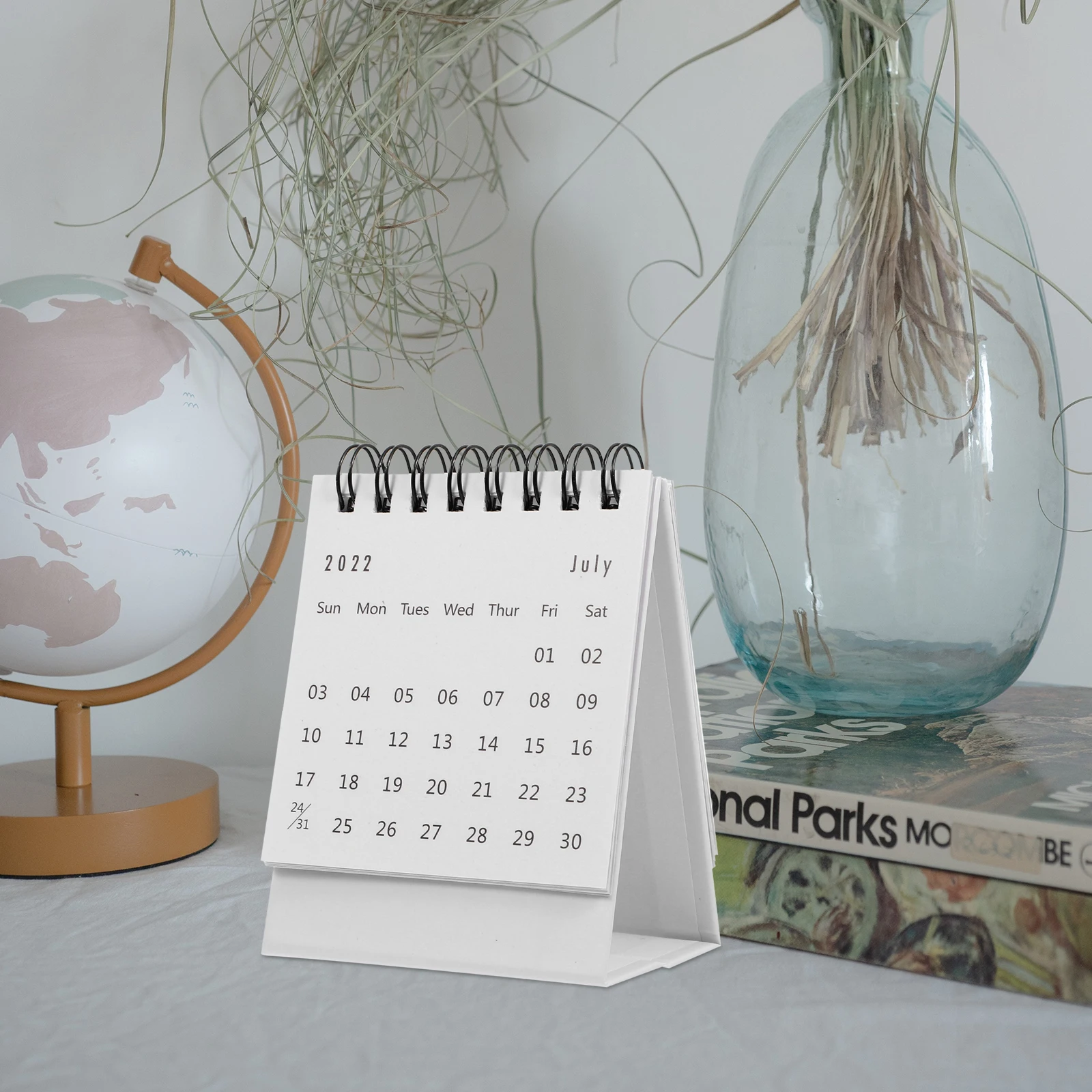 

1 шт., бумажный мини-календарь из ПВХ, складной дизайн, экономия места, декор для стола, подарочный органайзер, планировщик расписания, домашний офис, школа