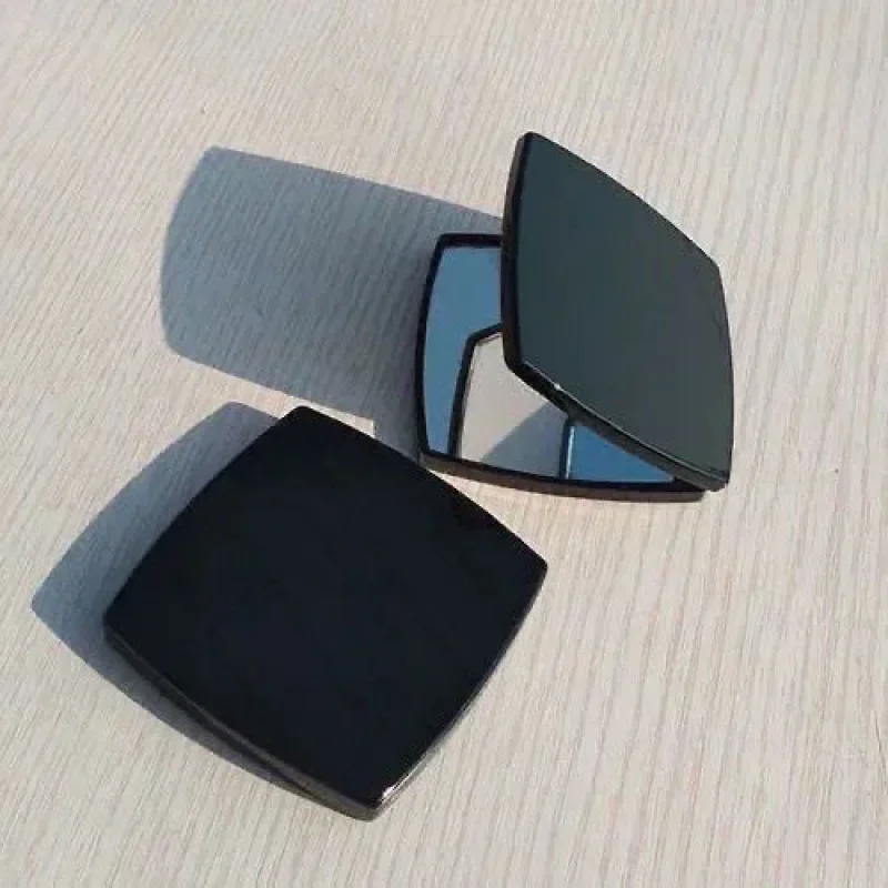 Handheld flip folding mirror portable makeup mirror makeup small mirror