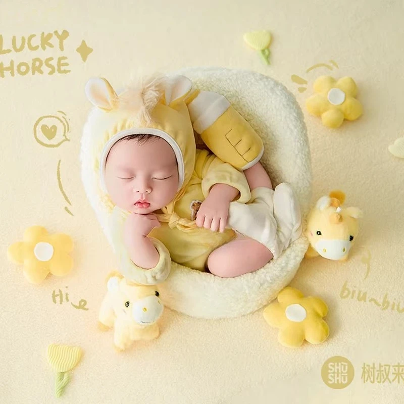 newborn-photography-props-yellow-horse-year-outfit-clothing-set-furry-blanket-cute-dolls-decors-theme-set-for-studio-photoshoot