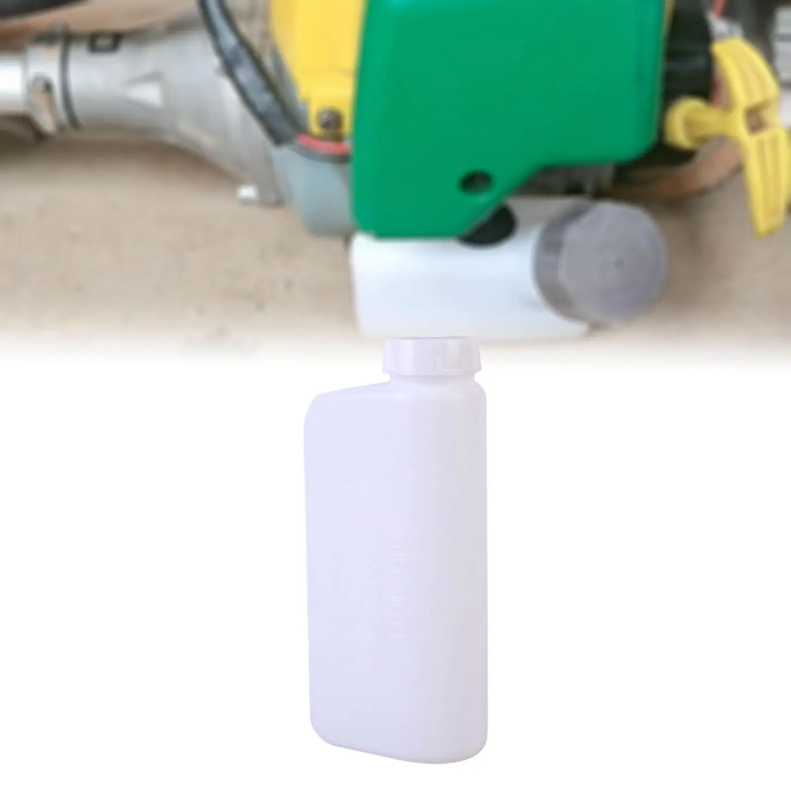 

Durable PETG Trimmer Fuel Tank Replacement Compact Brush Cutter Gas Tank Assembly for Outdoor Gardening Tool