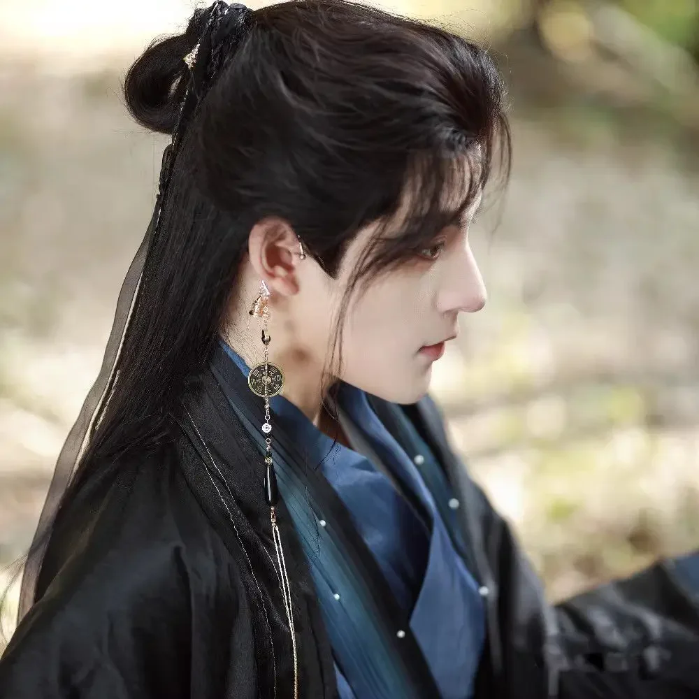 ต่างหูพู่ห้อยเหรียญทองแดงสไตล์โบราณที่ไม่มีหูเจาะสามารถนำมาใช้กับตะขอเกี่ยวหูอุปกรณ์เสริมสำหรับผู้ชายและผู้หญิง