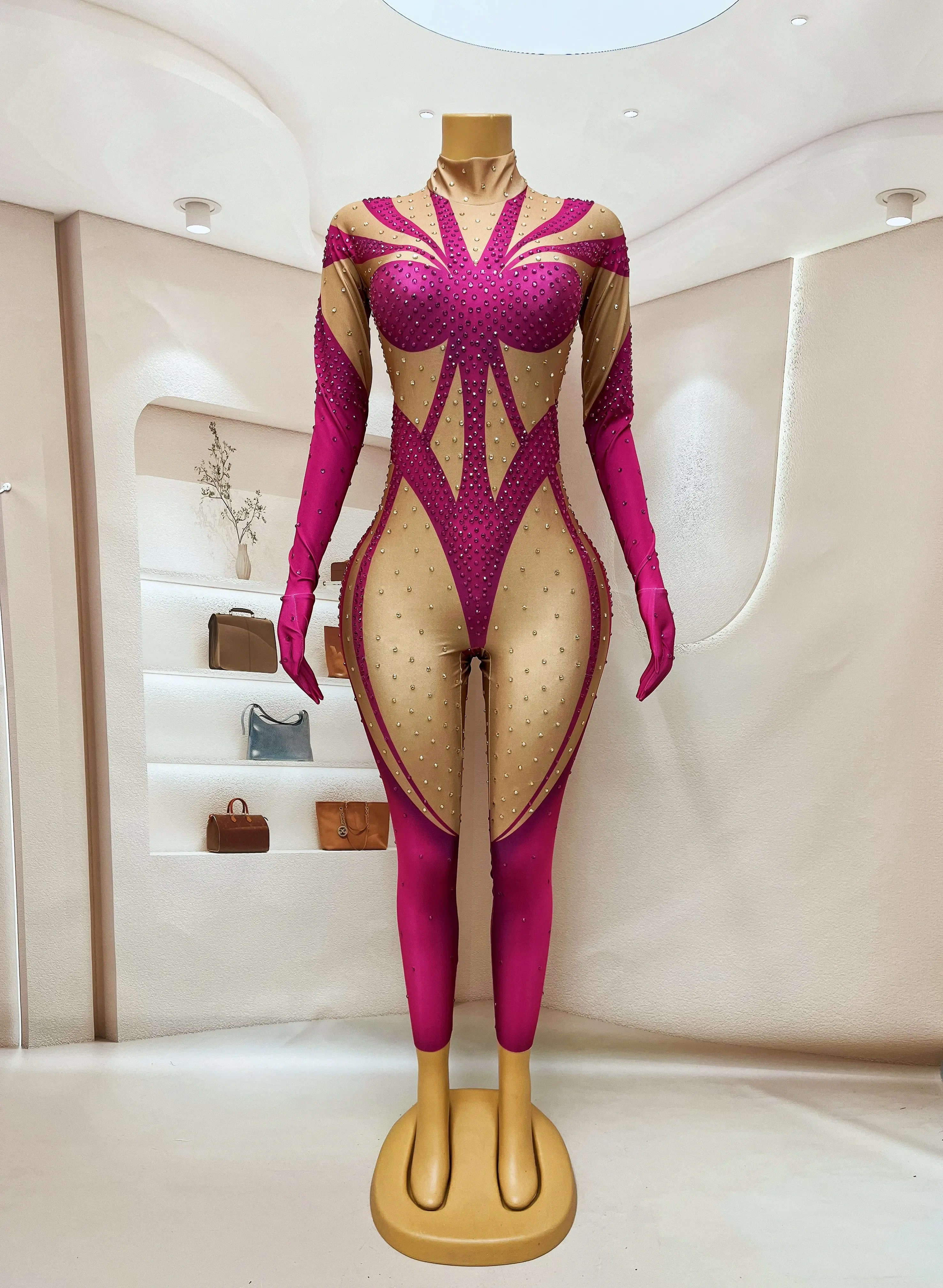 Bodysuit de strass rosa brilhante com luvas elásticas, traje de noite, macacão sexy, mangas compridas, comemoração de aniversário, Wenzi